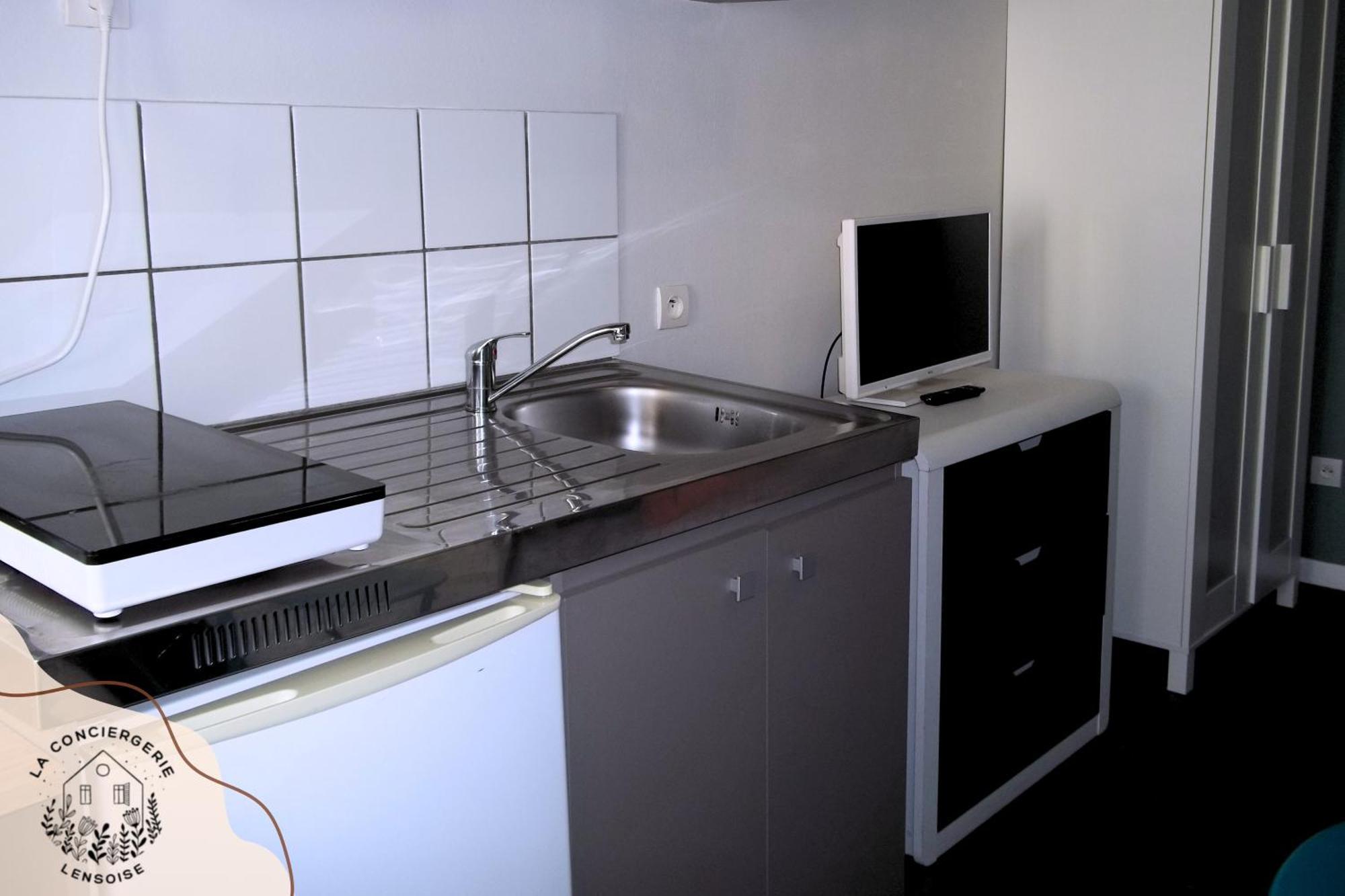 Apartment Cook 3 *