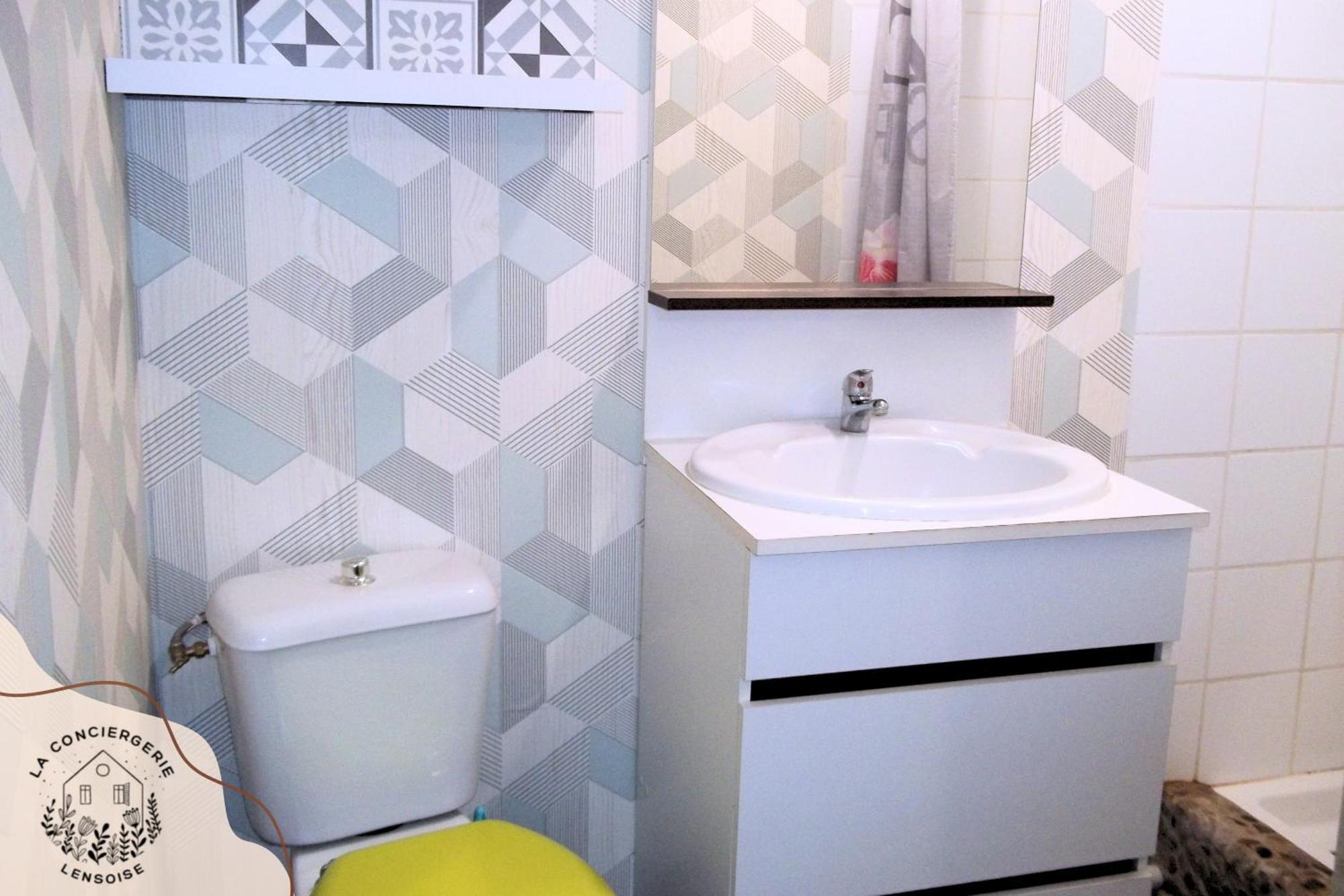 Cook 3 Apartment *