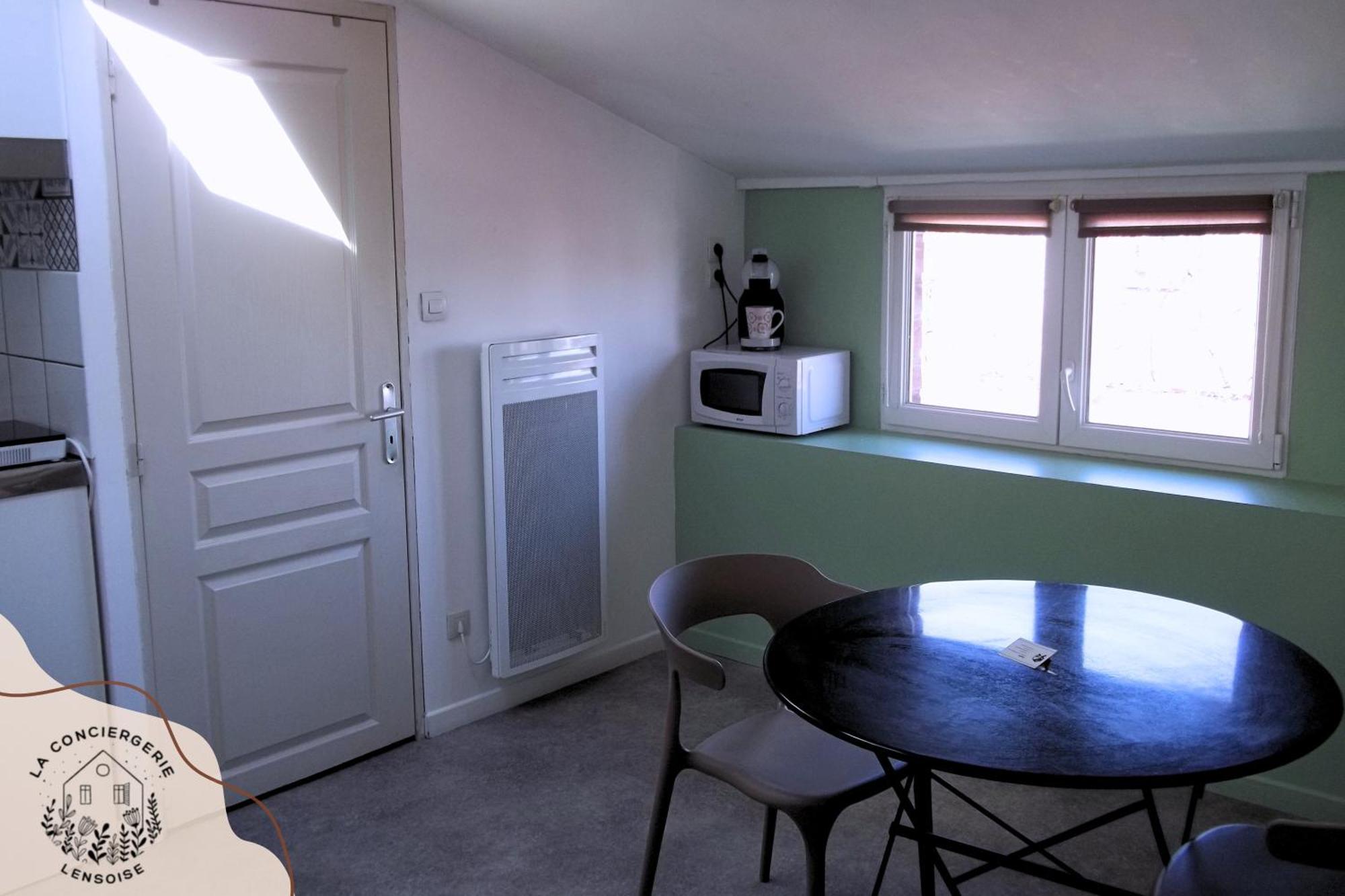 Cook 3 Apartment *